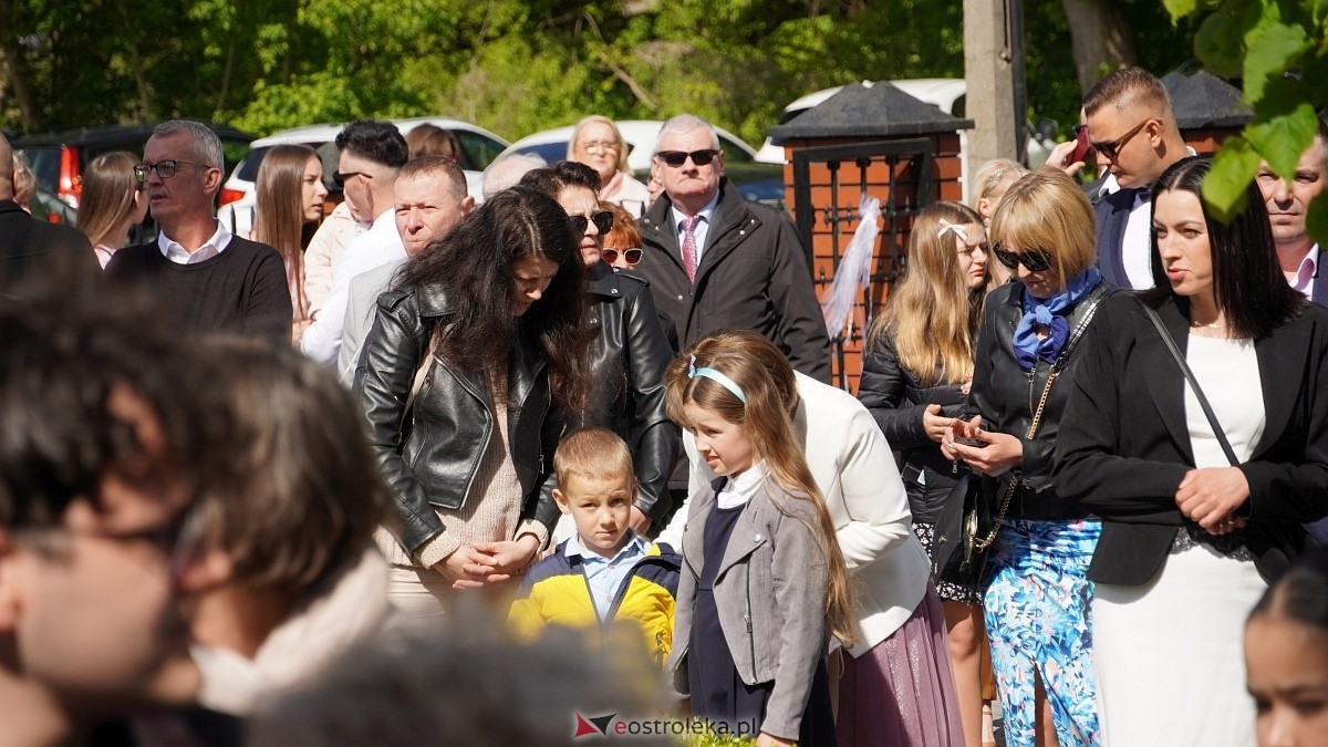 I Komunia Święta w parafii pw. Św. Wojciecha w Ostrołęce [11.05.2025] - zdjęcie #14 - eOstroleka.pl