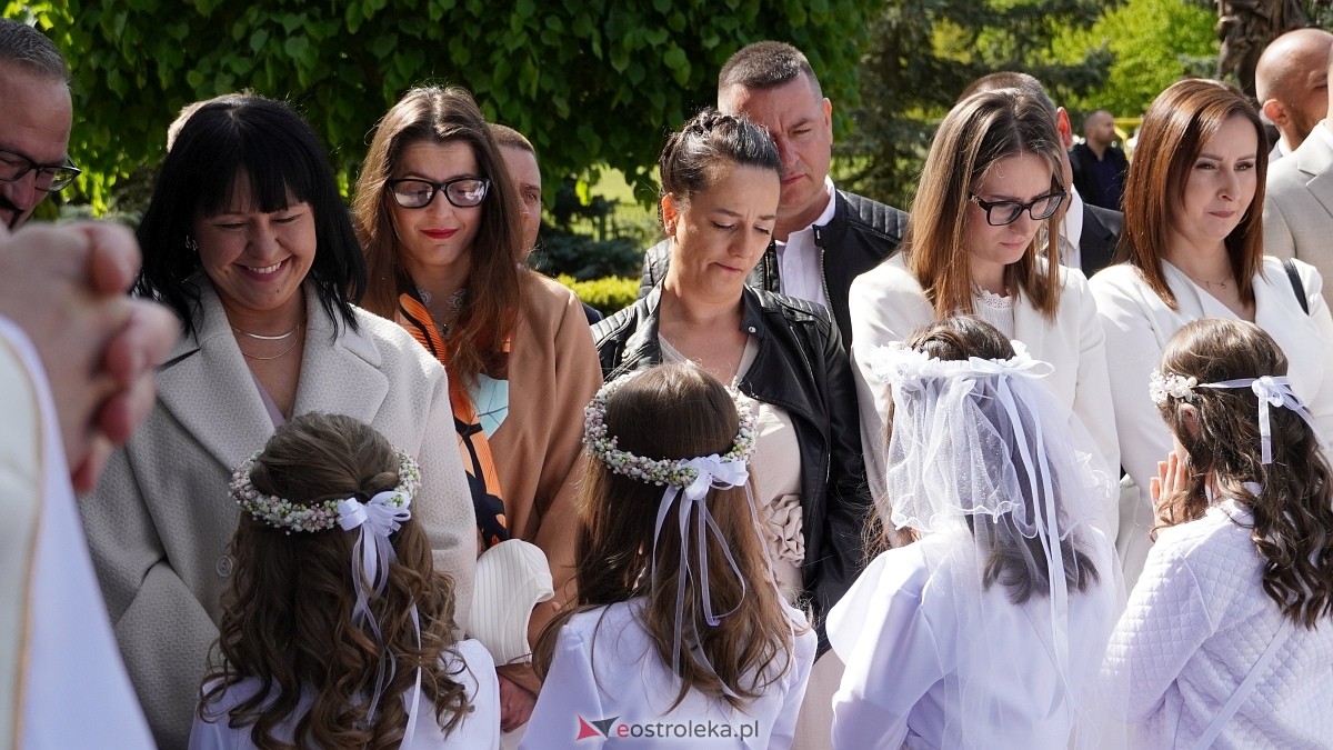 I Komunia Święta w parafii pw. Św. Wojciecha w Ostrołęce [11.05.2025] - zdjęcie #13 - eOstroleka.pl