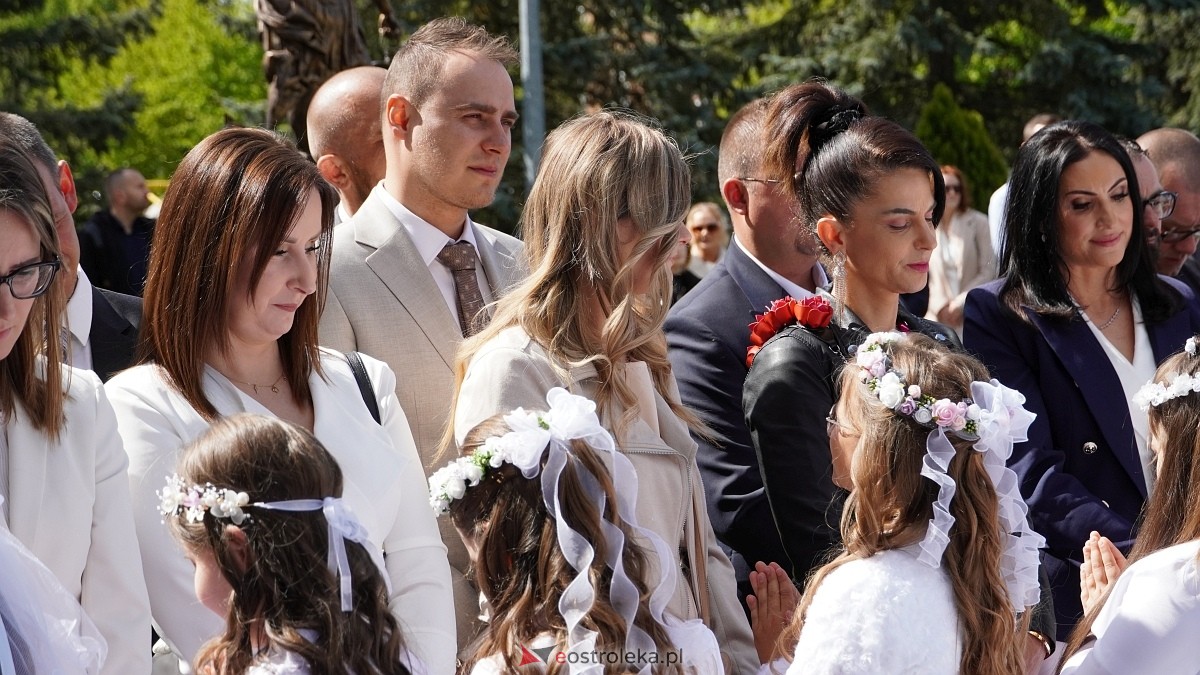 I Komunia Święta w parafii pw. Św. Wojciecha w Ostrołęce [11.05.2025] - zdjęcie #12 - eOstroleka.pl