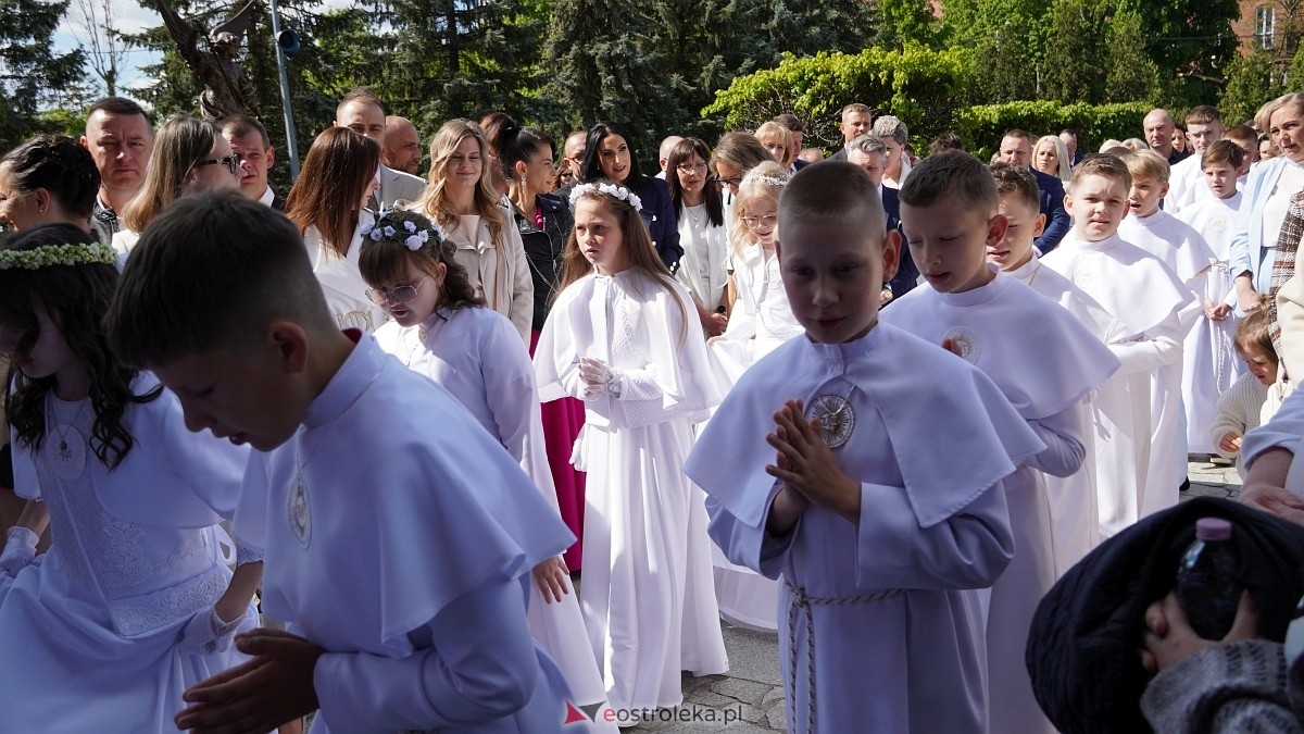 I Komunia Święta w parafii pw. Św. Wojciecha w Ostrołęce [11.05.2025] - zdjęcie #6 - eOstroleka.pl
