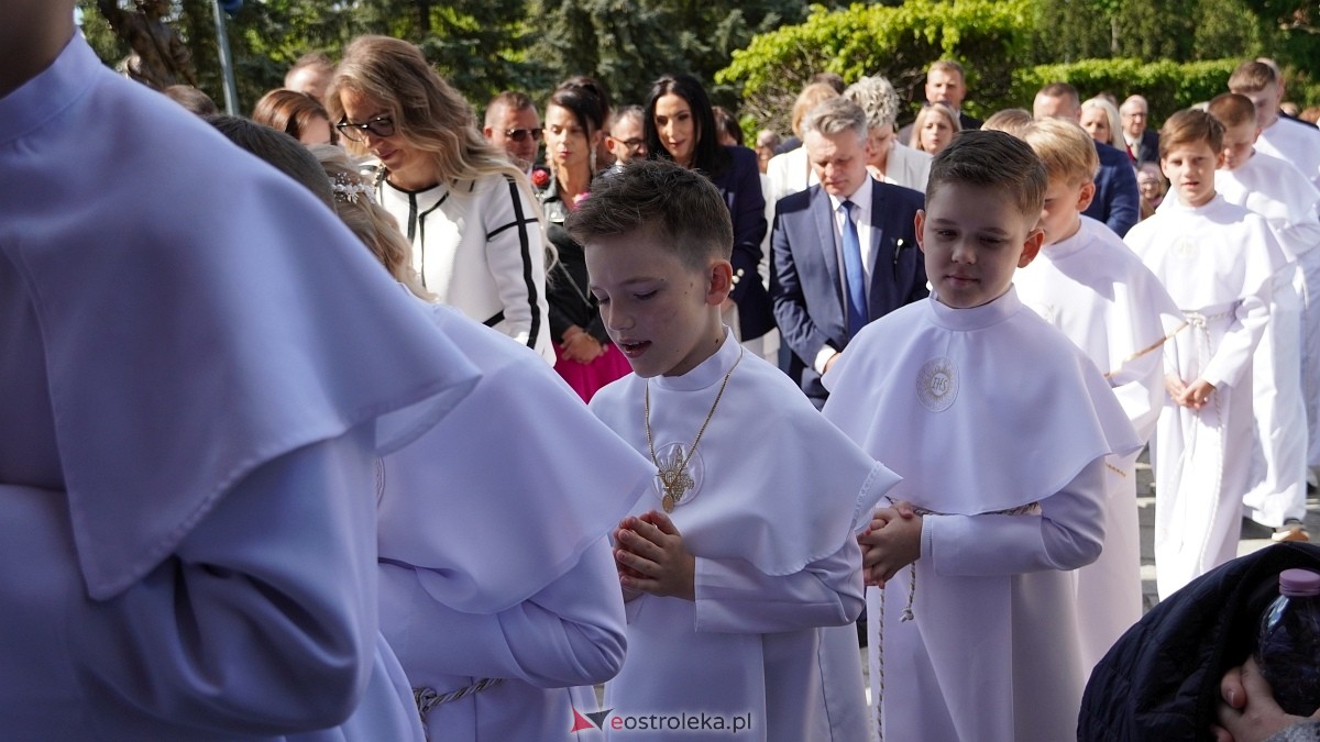 I Komunia Święta w parafii pw. Św. Wojciecha w Ostrołęce [11.05.2025] - zdjęcie #5 - eOstroleka.pl