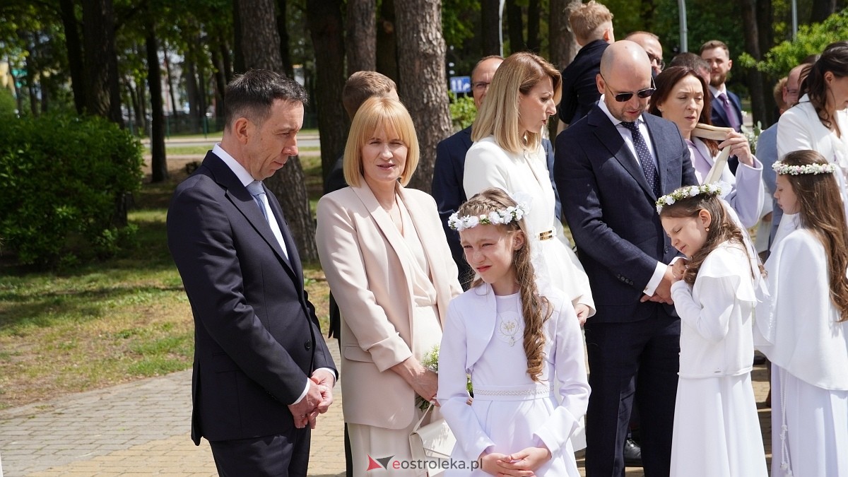 I Komunia Święta w parafii pw. Zbawiciela Świata w Ostrołęce [11.05.2025] - zdjęcie #81 - eOstroleka.pl