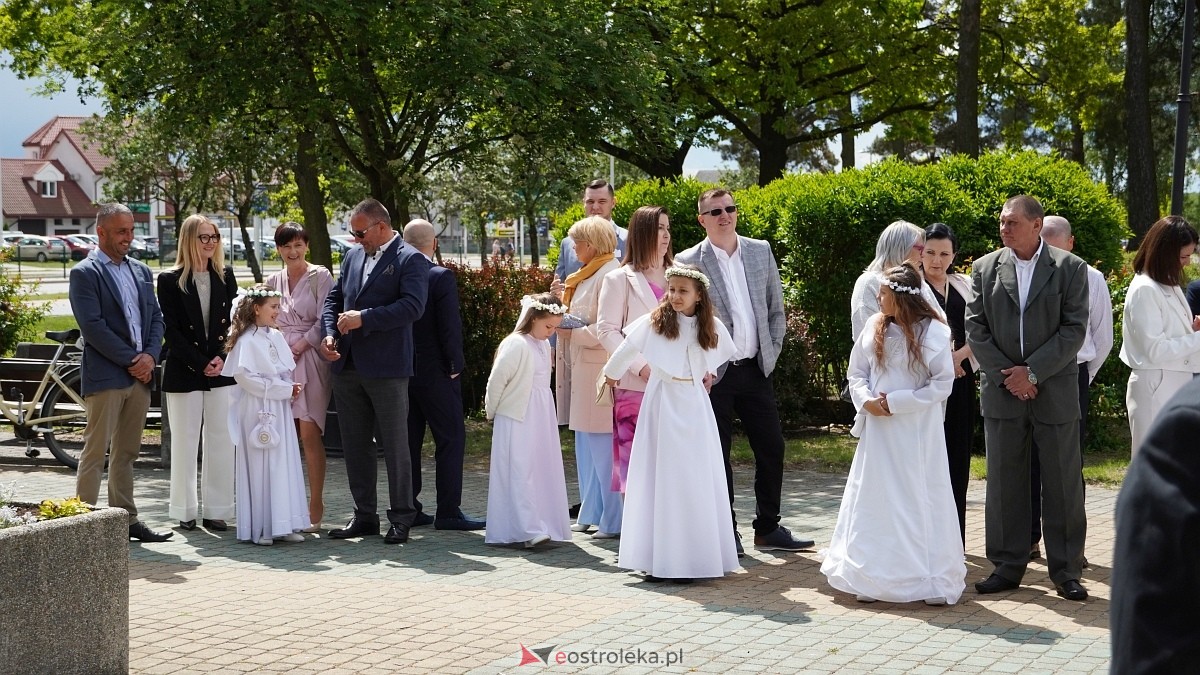 I Komunia Święta w parafii pw. Zbawiciela Świata w Ostrołęce [11.05.2025] - zdjęcie #64 - eOstroleka.pl