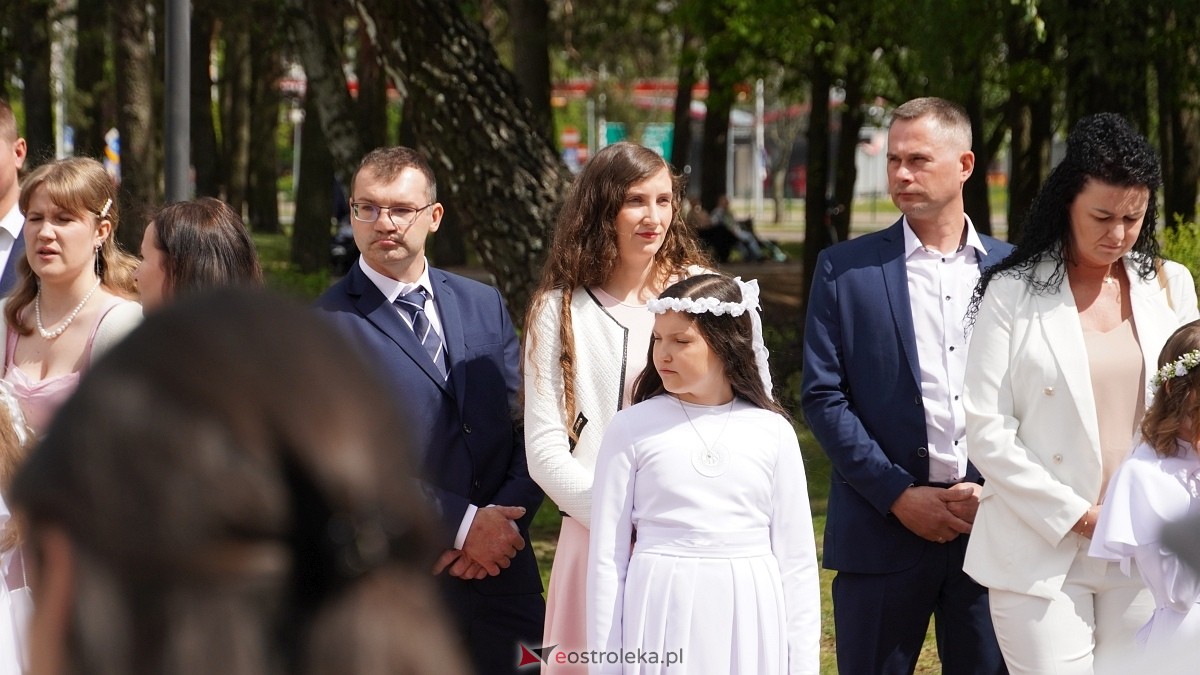 I Komunia Święta w parafii pw. Zbawiciela Świata w Ostrołęce [11.05.2025] - zdjęcie #51 - eOstroleka.pl