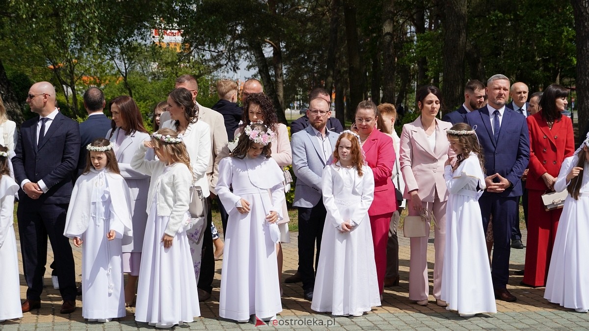 I Komunia Święta w parafii pw. Zbawiciela Świata w Ostrołęce [11.05.2025] - zdjęcie #47 - eOstroleka.pl