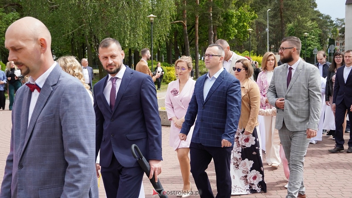 I Komunia Święta w parafii pw. Zbawiciela Świata w Ostrołęce [11.05.2025] - zdjęcie #9 - eOstroleka.pl
