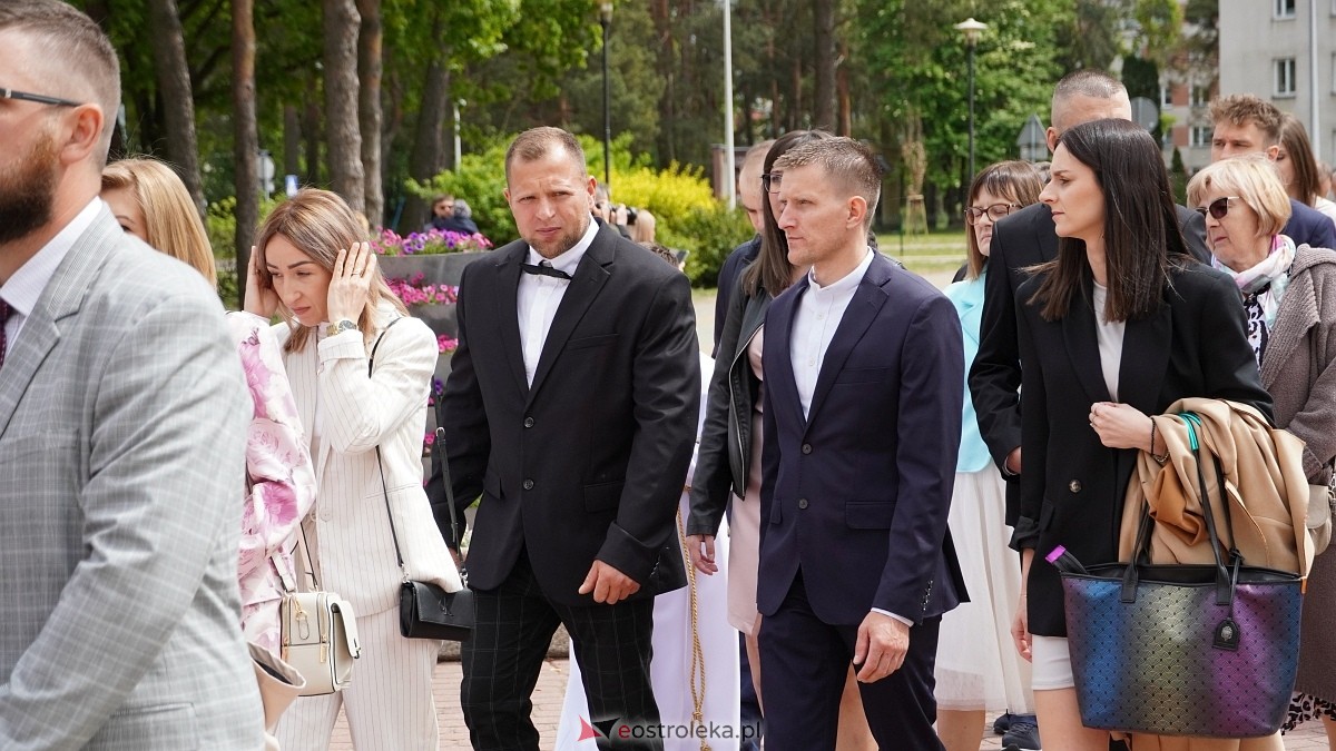 I Komunia Święta w parafii pw. Zbawiciela Świata w Ostrołęce [11.05.2025] - zdjęcie #8 - eOstroleka.pl