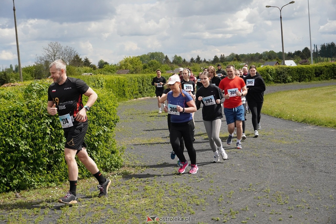 Bieg charytatywny Na fali pomocy w Ostrołęce [11.05.2025] - zdjęcie #50 - eOstroleka.pl