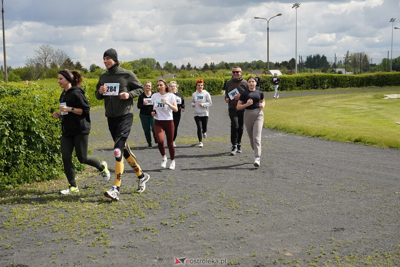 Bieg charytatywny Na fali pomocy w Ostrołęce [11.05.2025] - zdjęcie #40 - eOstroleka.pl