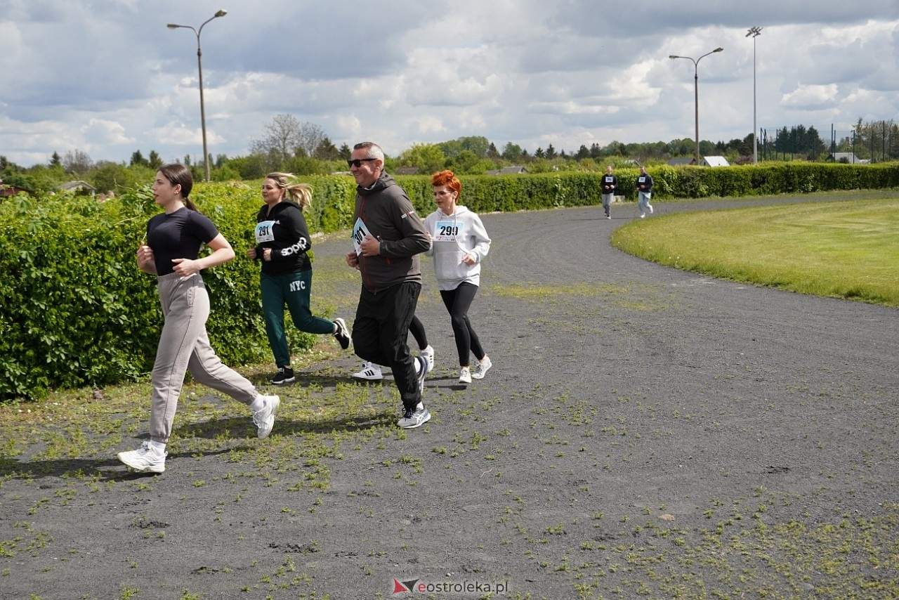 Bieg charytatywny Na fali pomocy w Ostrołęce [11.05.2025] - zdjęcie #38 - eOstroleka.pl