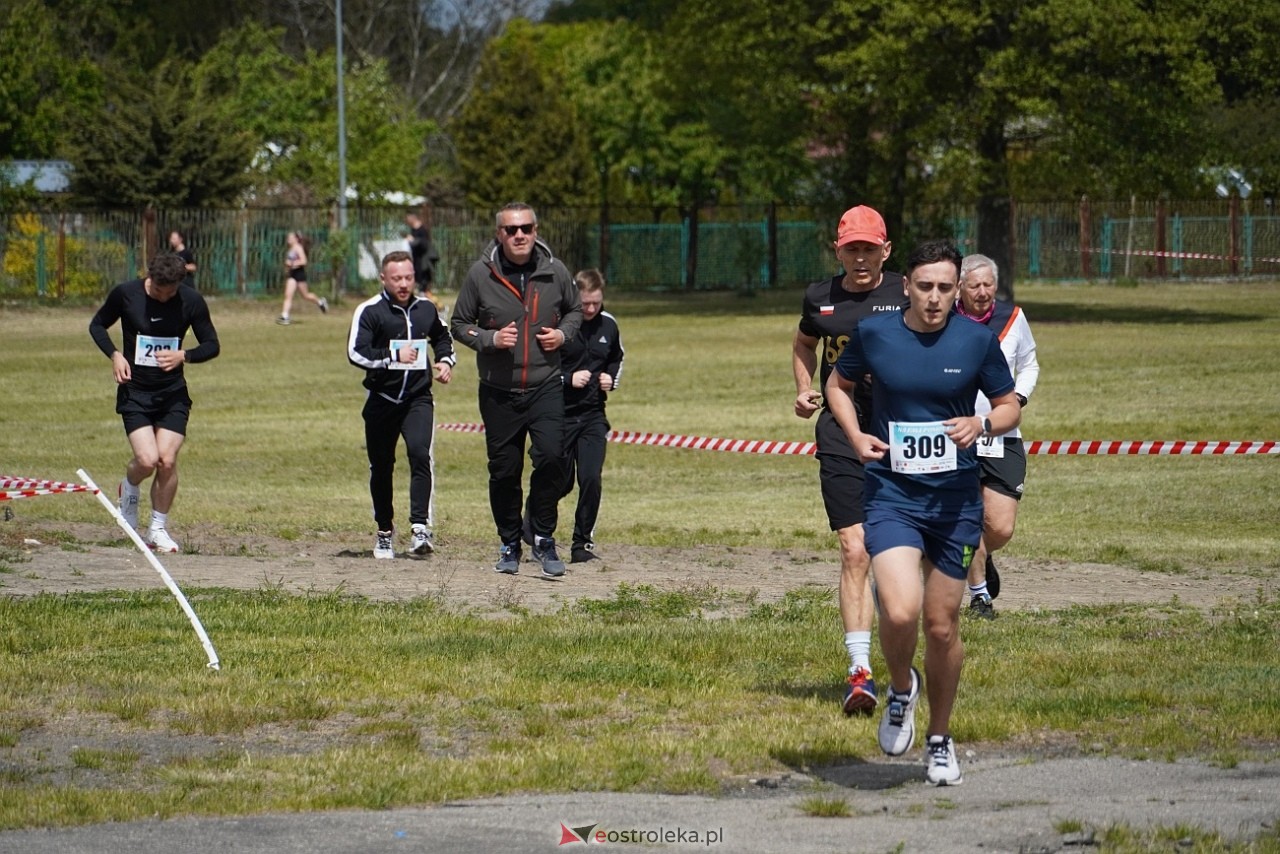 Bieg charytatywny Na fali pomocy w Ostrołęce [11.05.2025] - zdjęcie #14 - eOstroleka.pl