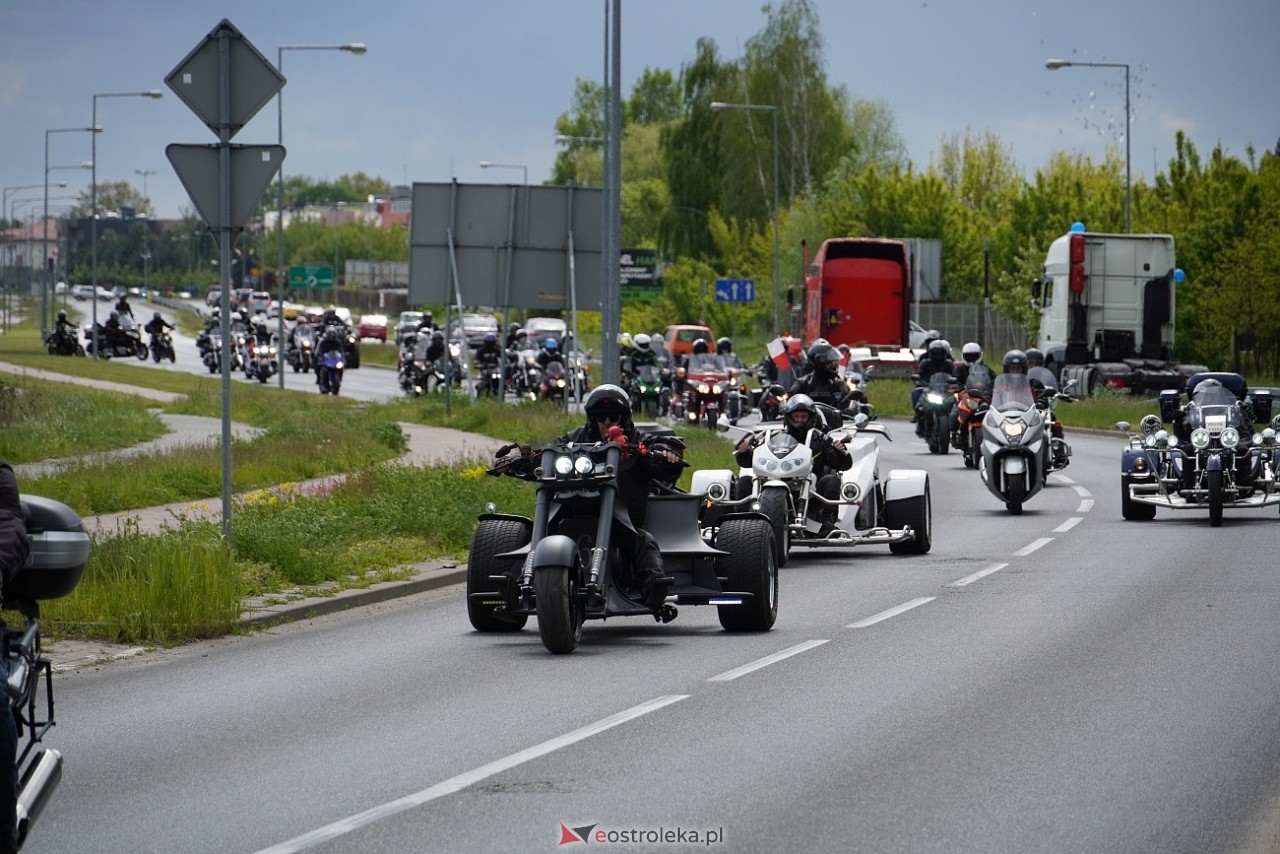 Moto Monster 2025: Parada aut i motocykli ulicami Ostrołęki [11.05.2025] - zdjęcie #108 - eOstroleka.pl