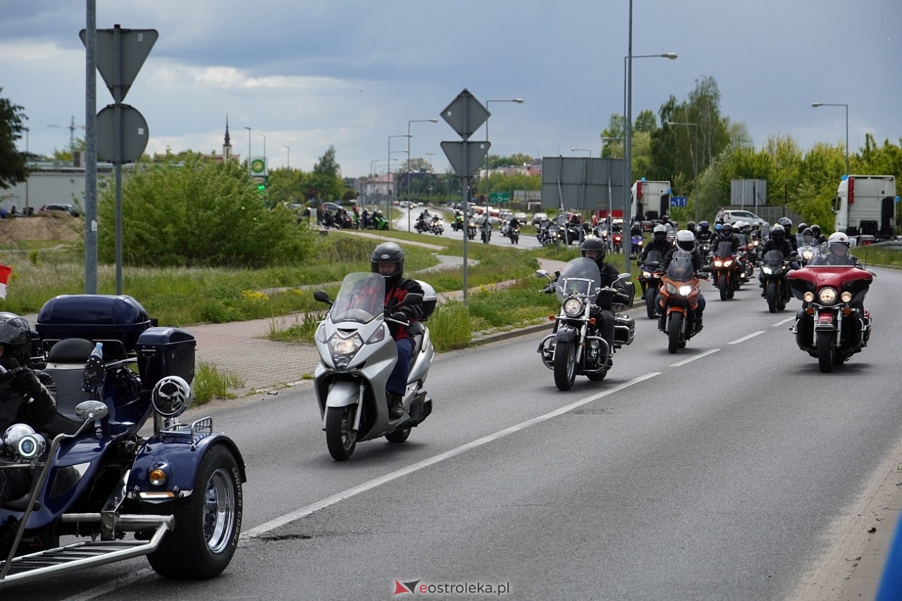 Moto Monster 2025: Parada aut i motocykli ulicami Ostrołęki [11.05.2025] - zdjęcie #103 - eOstroleka.pl