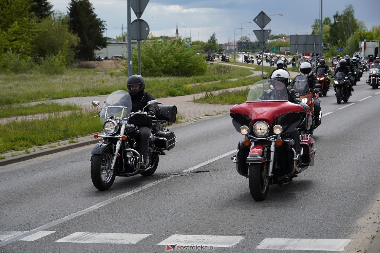 Moto Monster 2025: Parada aut i motocykli ulicami Ostrołęki [11.05.2025] - zdjęcie #100 - eOstroleka.pl