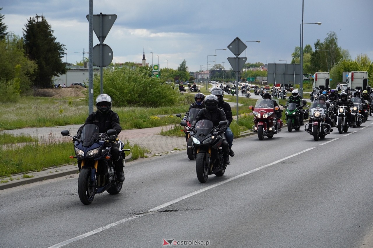 Moto Monster 2025: Parada aut i motocykli ulicami Ostrołęki [11.05.2025] - zdjęcie #95 - eOstroleka.pl