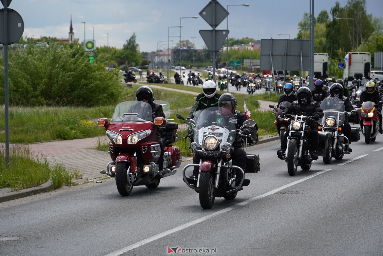 Moto Monster 2025: Parada aut i motocykli ulicami Ostrołęki [11.05.2025] - zdjęcie #90 - eOstroleka.pl