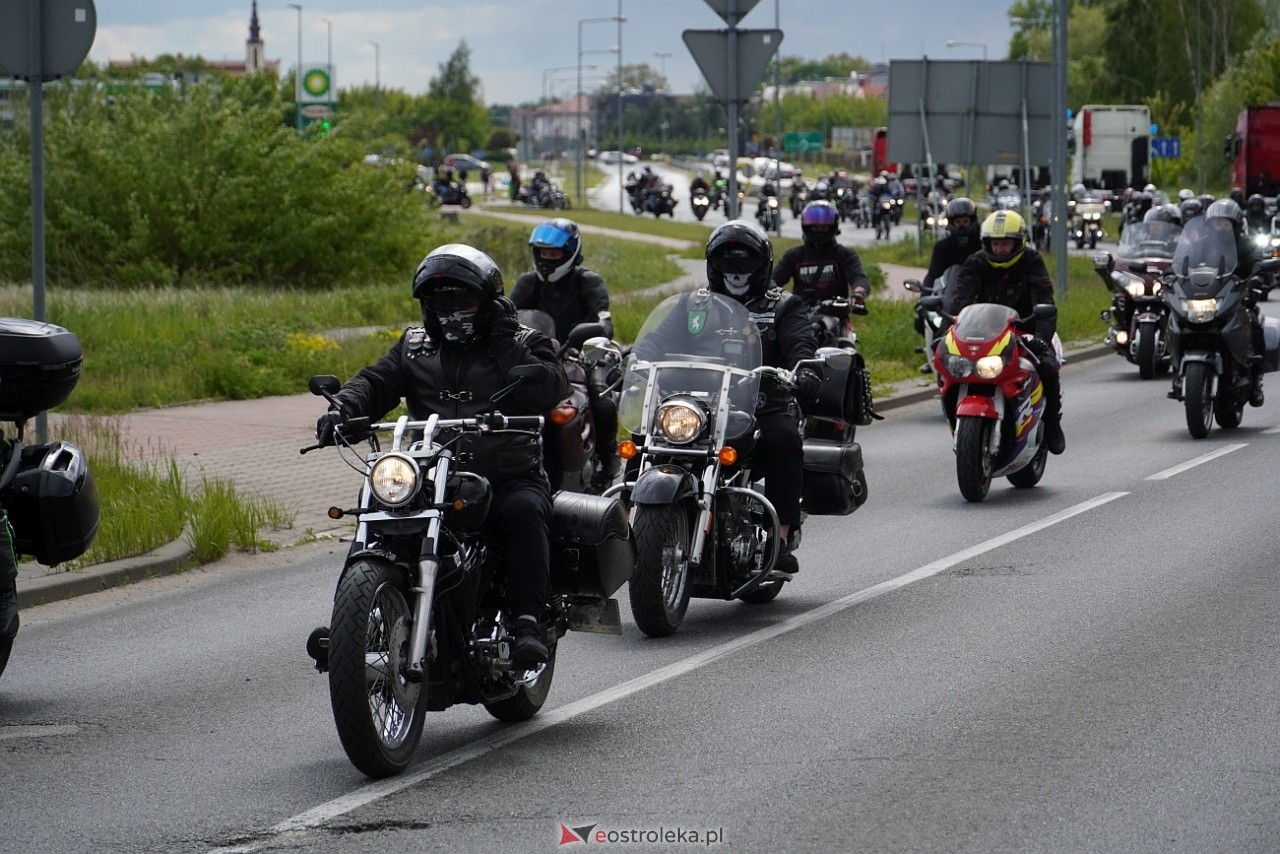 Moto Monster 2025: Parada aut i motocykli ulicami Ostrołęki [11.05.2025] - zdjęcie #84 - eOstroleka.pl
