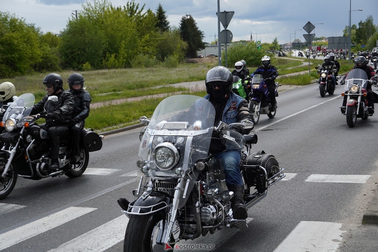 Moto Monster 2025: Parada aut i motocykli ulicami Ostrołęki [11.05.2025] - zdjęcie #70 - eOstroleka.pl