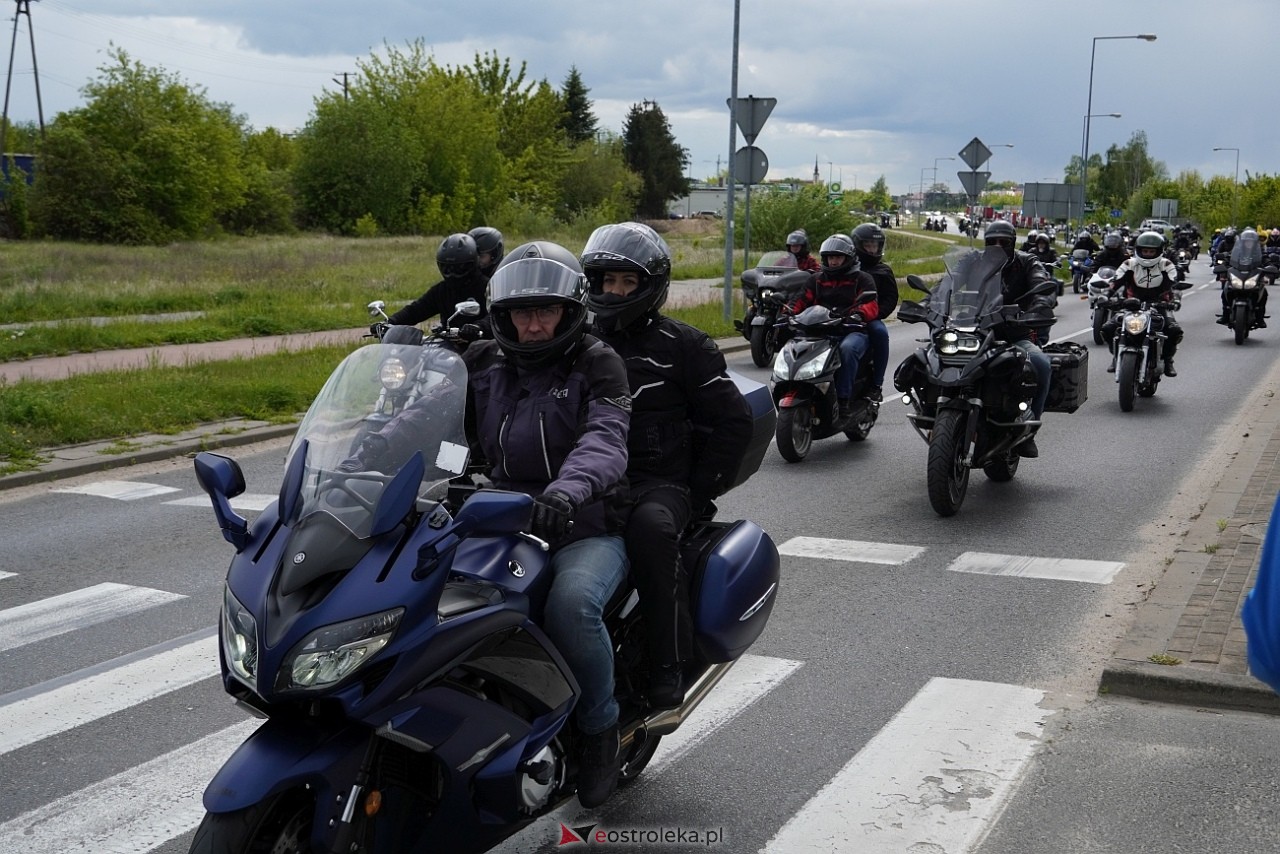 Moto Monster 2025: Parada aut i motocykli ulicami Ostrołęki [11.05.2025] - zdjęcie #65 - eOstroleka.pl