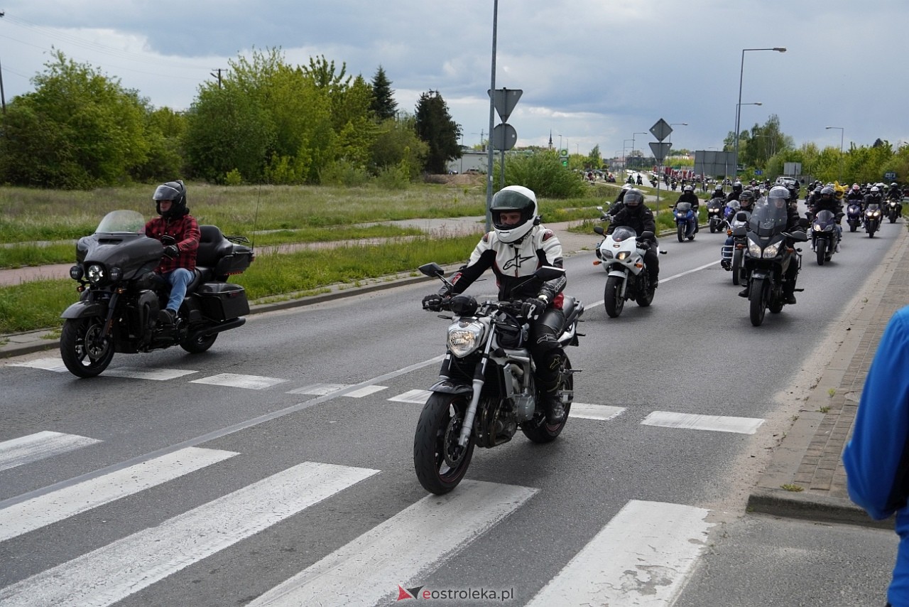 Moto Monster 2025: Parada aut i motocykli ulicami Ostrołęki [11.05.2025] - zdjęcie #63 - eOstroleka.pl