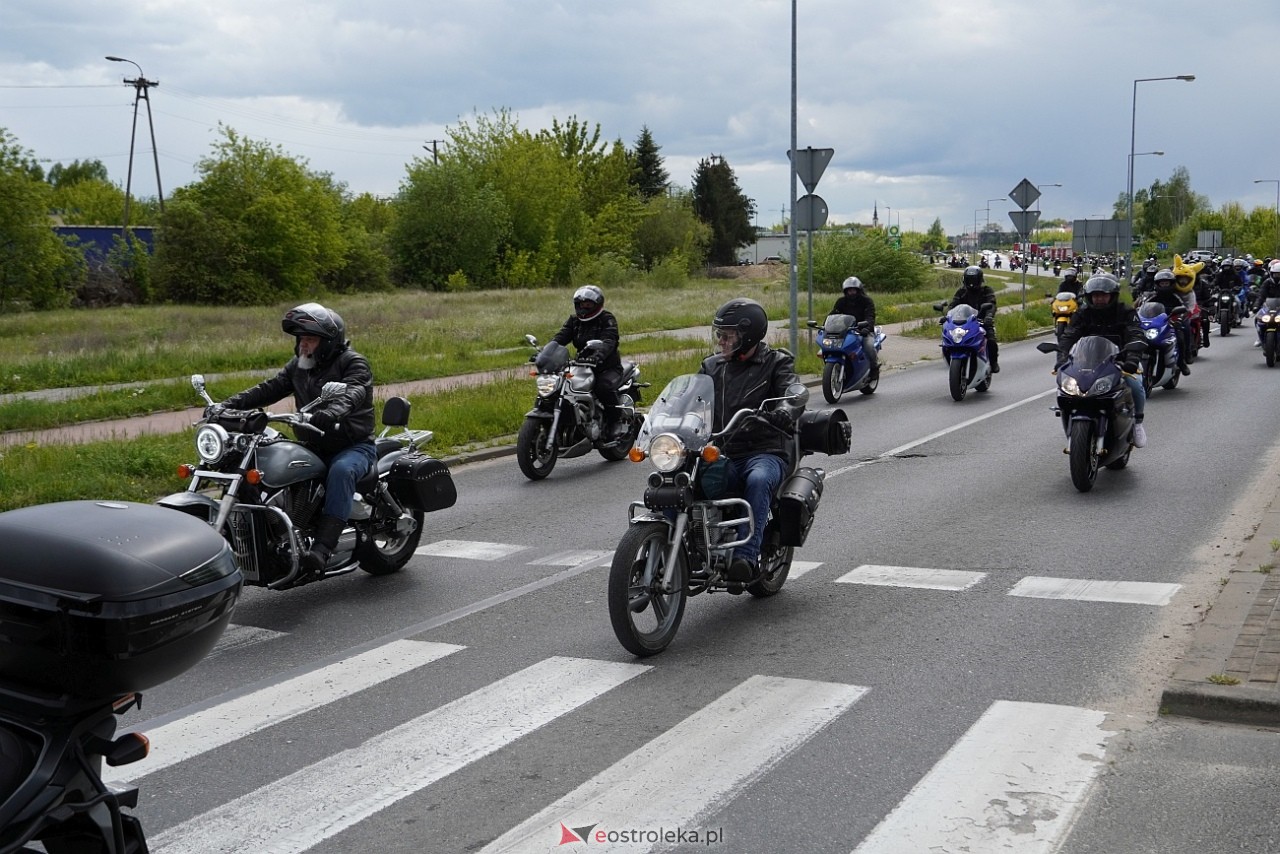 Moto Monster 2025: Parada aut i motocykli ulicami Ostrołęki [11.05.2025] - zdjęcie #60 - eOstroleka.pl