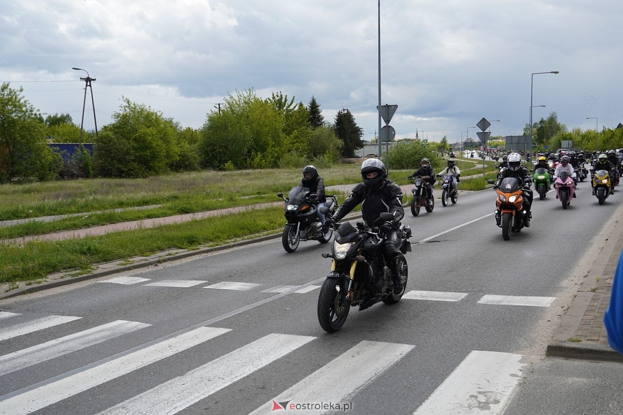 Moto Monster 2025: Parada aut i motocykli ulicami Ostrołęki [11.05.2025] - zdjęcie #50 - eOstroleka.pl