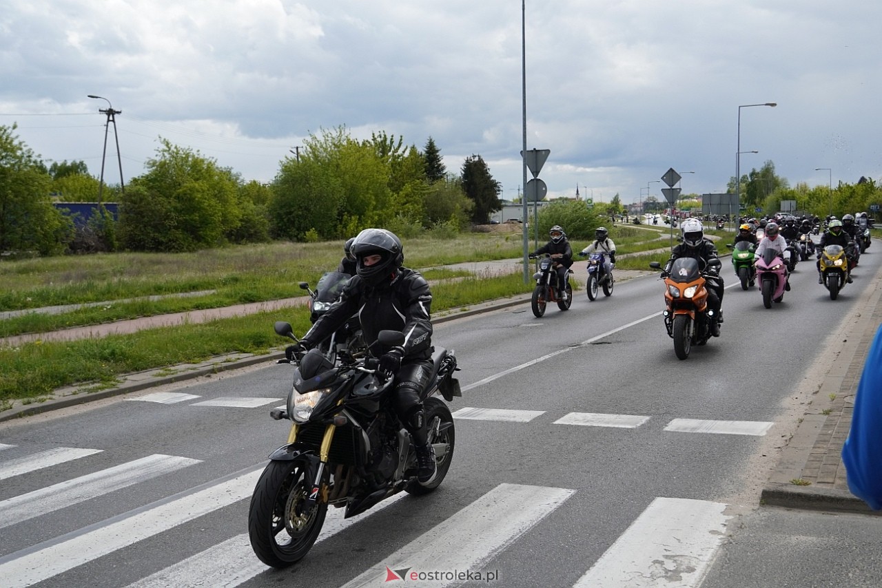 Moto Monster 2025: Parada aut i motocykli ulicami Ostrołęki [11.05.2025] - zdjęcie #49 - eOstroleka.pl