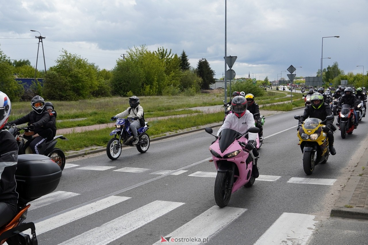 Moto Monster 2025: Parada aut i motocykli ulicami Ostrołęki [11.05.2025] - zdjęcie #46 - eOstroleka.pl
