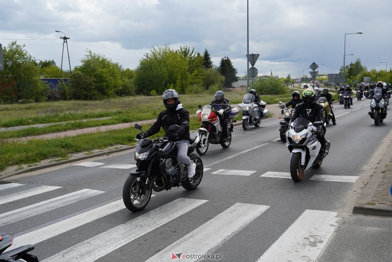 Moto Monster 2025: Parada aut i motocykli ulicami Ostrołęki [11.05.2025] - zdjęcie #42 - eOstroleka.pl
