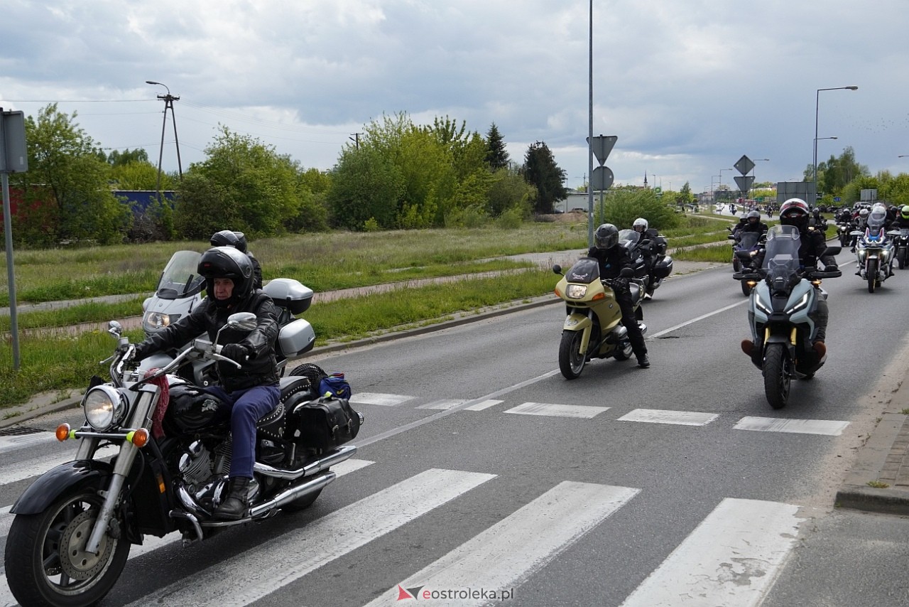 Moto Monster 2025: Parada aut i motocykli ulicami Ostrołęki [11.05.2025] - zdjęcie #39 - eOstroleka.pl