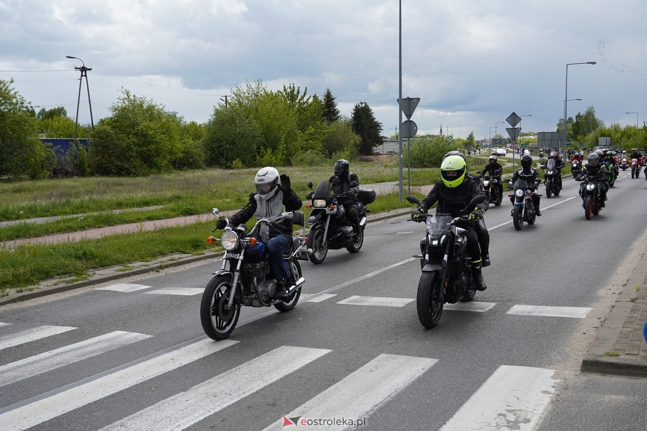 Moto Monster 2025: Parada aut i motocykli ulicami Ostrołęki [11.05.2025] - zdjęcie #33 - eOstroleka.pl