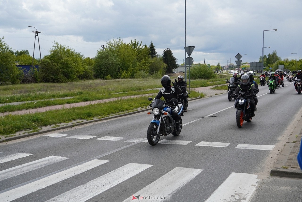 Moto Monster 2025: Parada aut i motocykli ulicami Ostrołęki [11.05.2025] - zdjęcie #31 - eOstroleka.pl