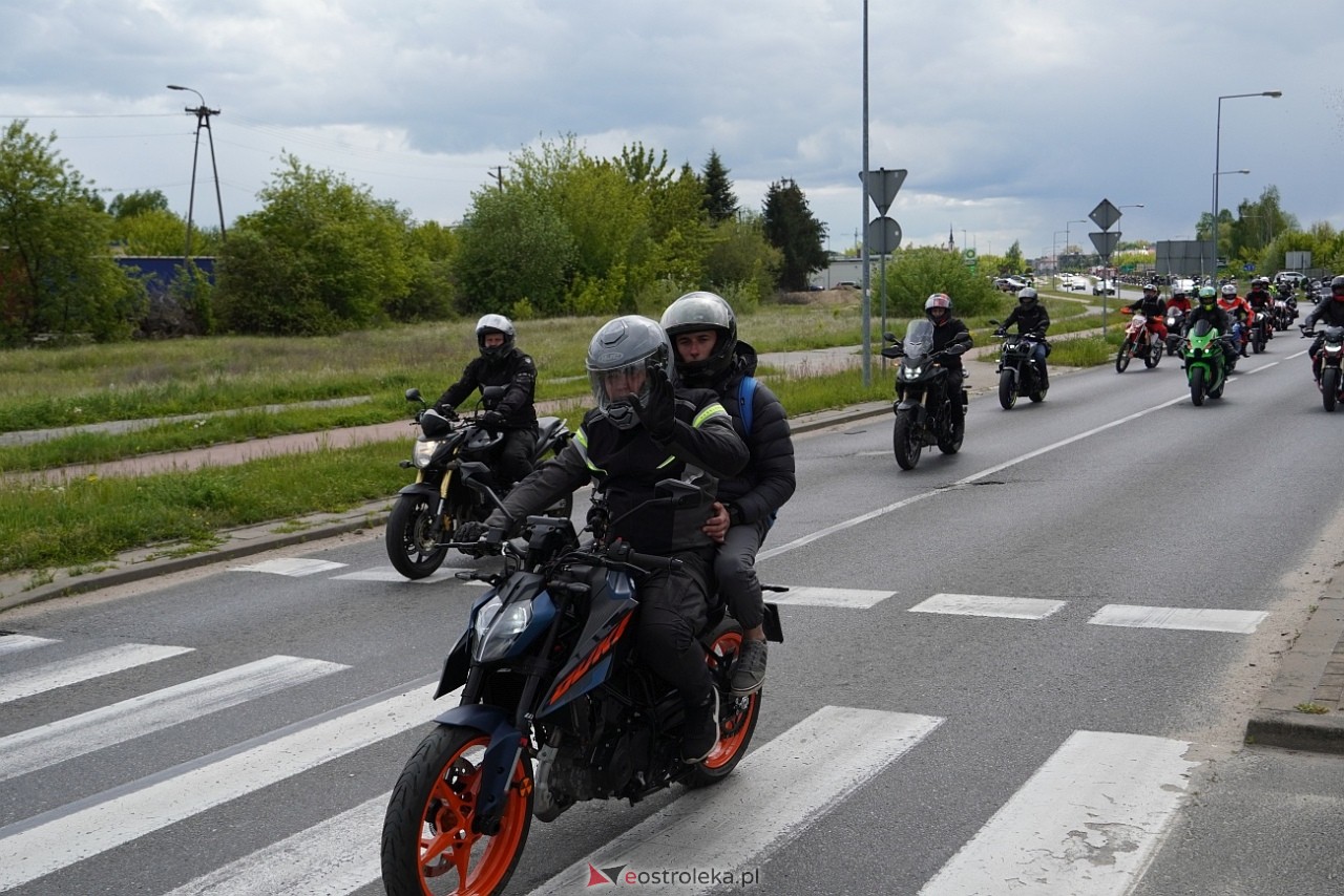 Moto Monster 2025: Parada aut i motocykli ulicami Ostrołęki [11.05.2025] - zdjęcie #29 - eOstroleka.pl