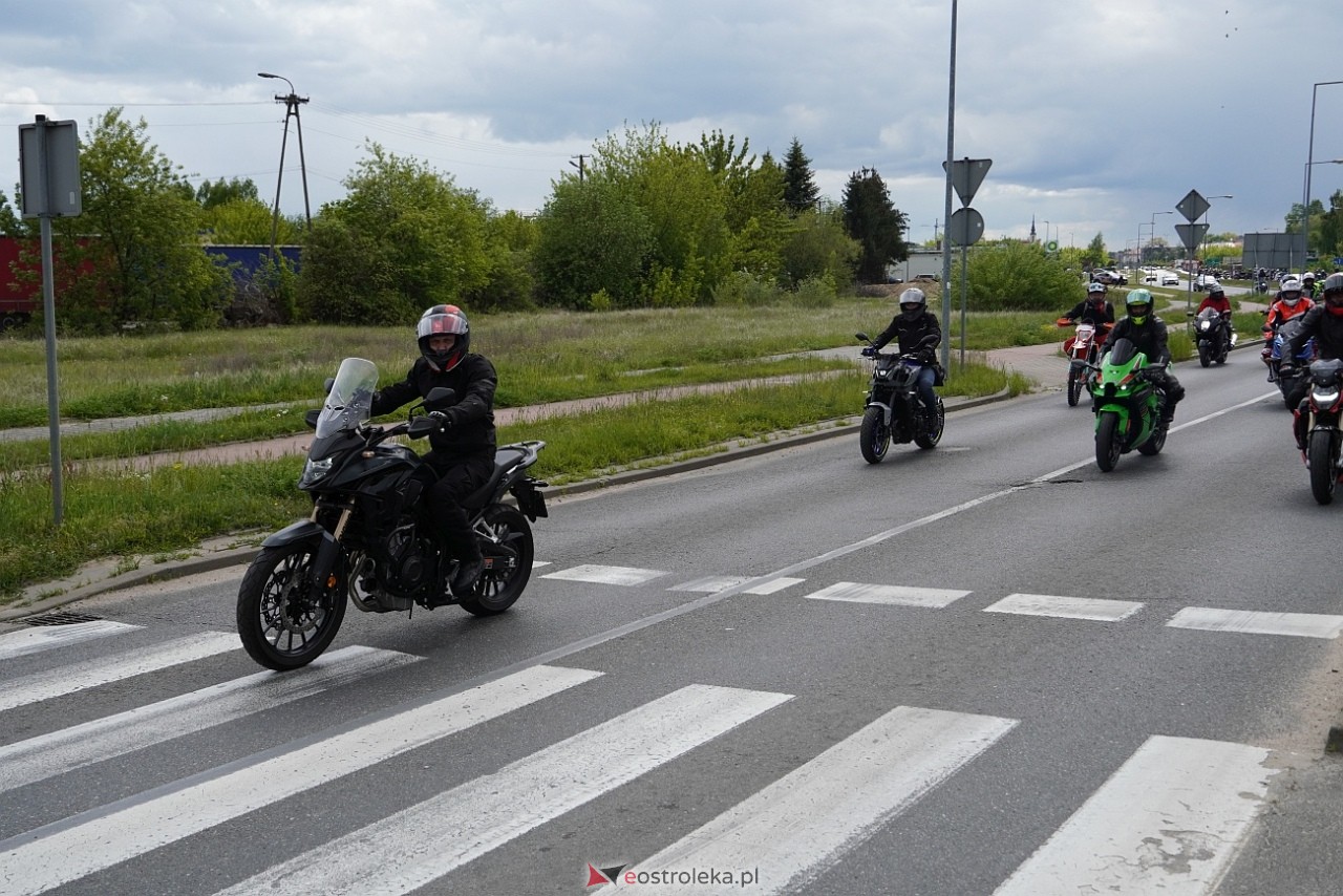 Moto Monster 2025: Parada aut i motocykli ulicami Ostrołęki [11.05.2025] - zdjęcie #27 - eOstroleka.pl