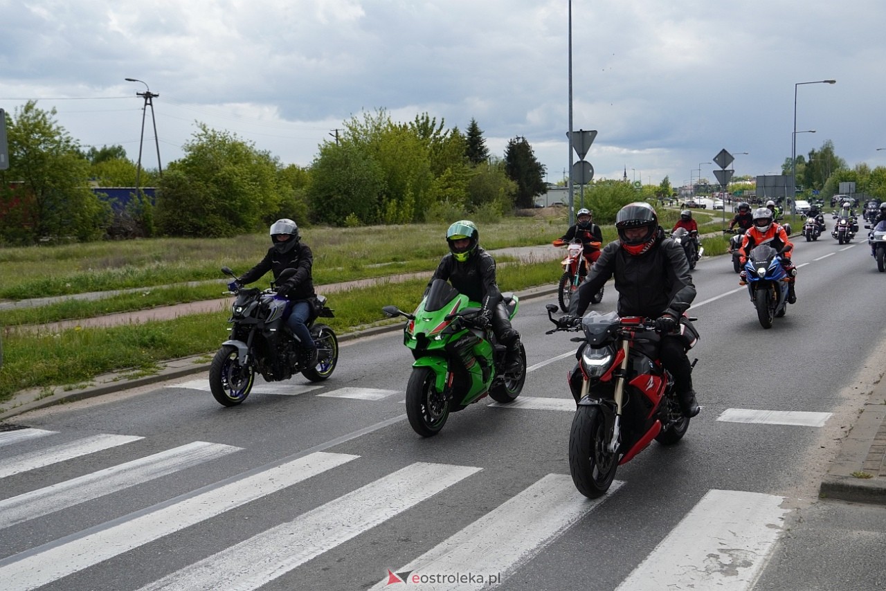 Moto Monster 2025: Parada aut i motocykli ulicami Ostrołęki [11.05.2025] - zdjęcie #25 - eOstroleka.pl
