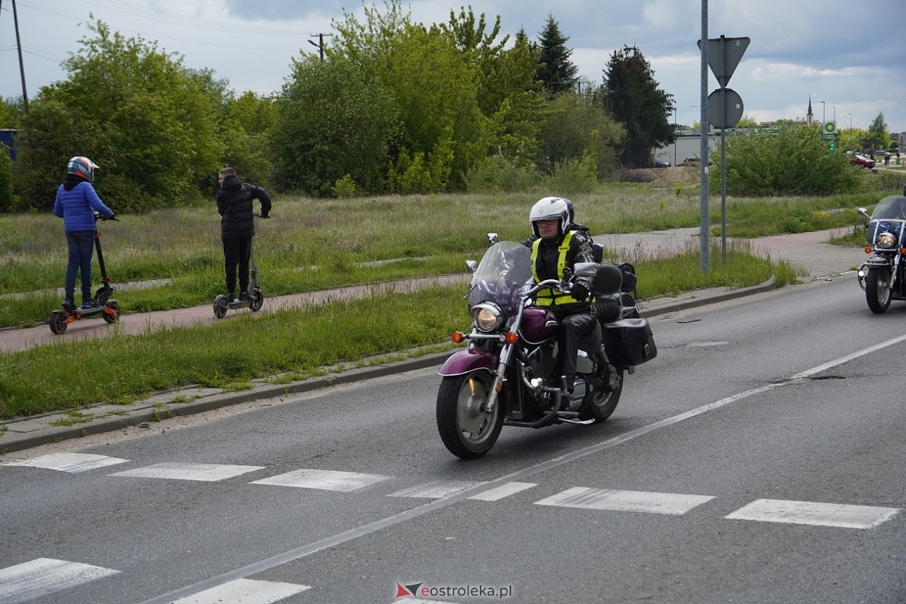 Moto Monster 2025: Parada aut i motocykli ulicami Ostrołęki [11.05.2025] - zdjęcie #20 - eOstroleka.pl