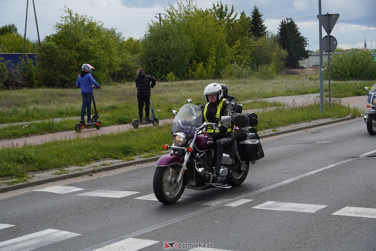 Moto Monster 2025: Parada aut i motocykli ulicami Ostrołęki [11.05.2025] - zdjęcie #19 - eOstroleka.pl