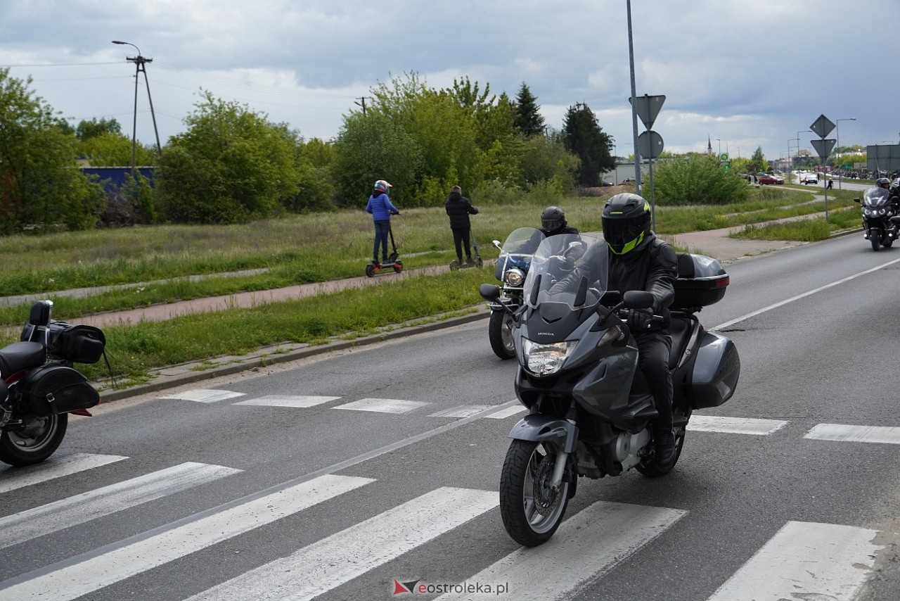 Moto Monster 2025: Parada aut i motocykli ulicami Ostrołęki [11.05.2025] - zdjęcie #18 - eOstroleka.pl