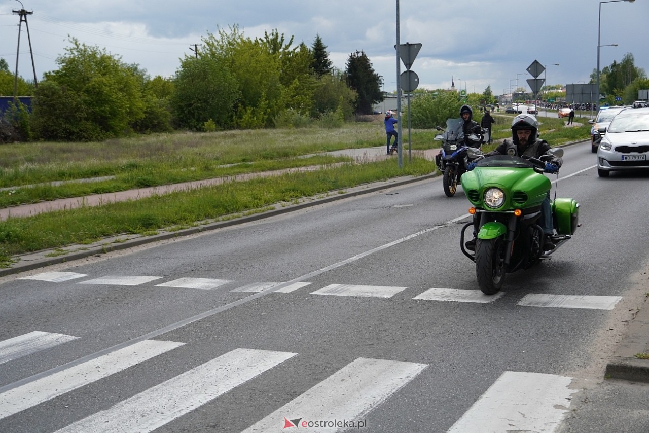 Moto Monster 2025: Parada aut i motocykli ulicami Ostrołęki [11.05.2025] - zdjęcie #13 - eOstroleka.pl