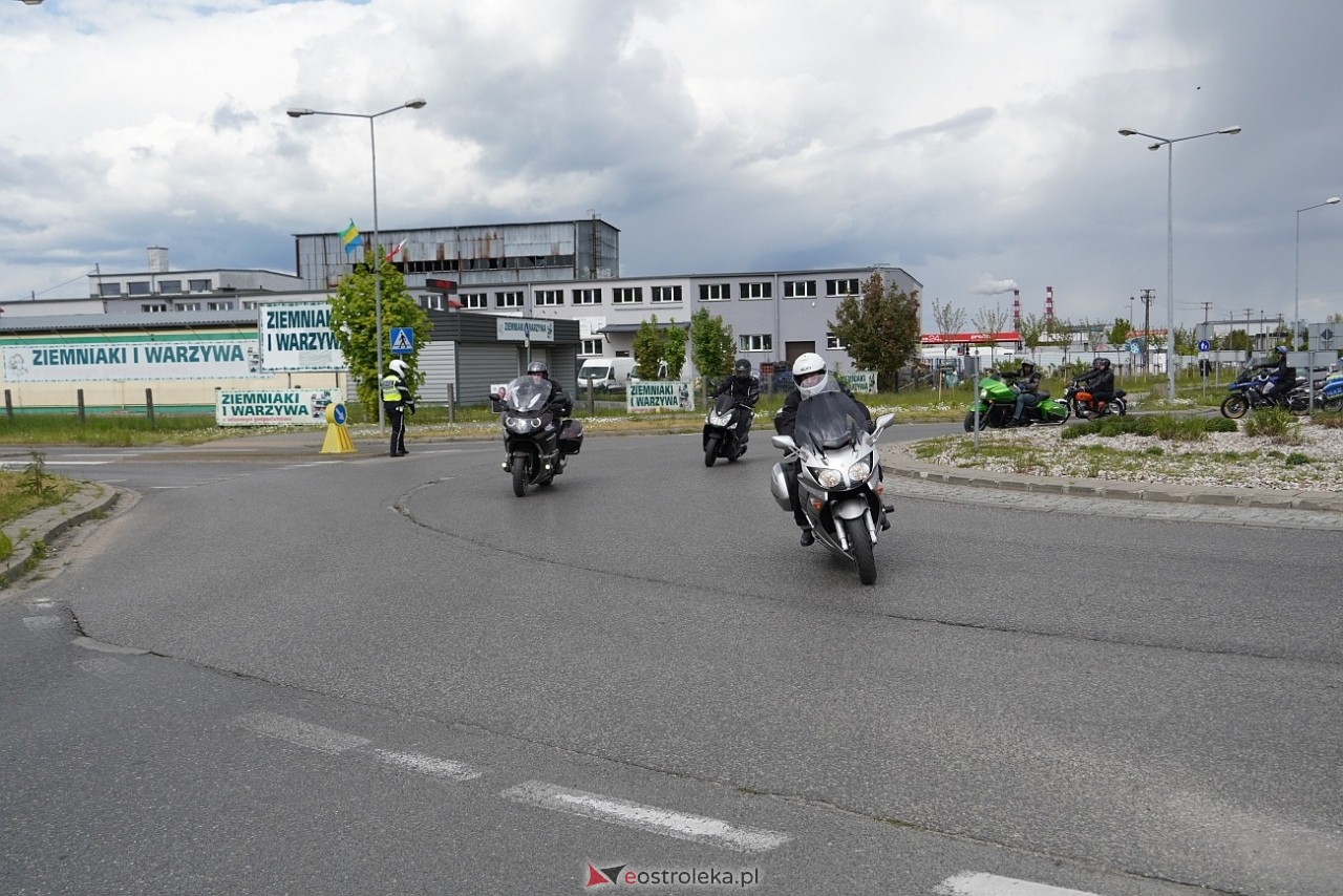 Moto Monster 2025: Parada aut i motocykli ulicami Ostrołęki [11.05.2025] - zdjęcie #4 - eOstroleka.pl