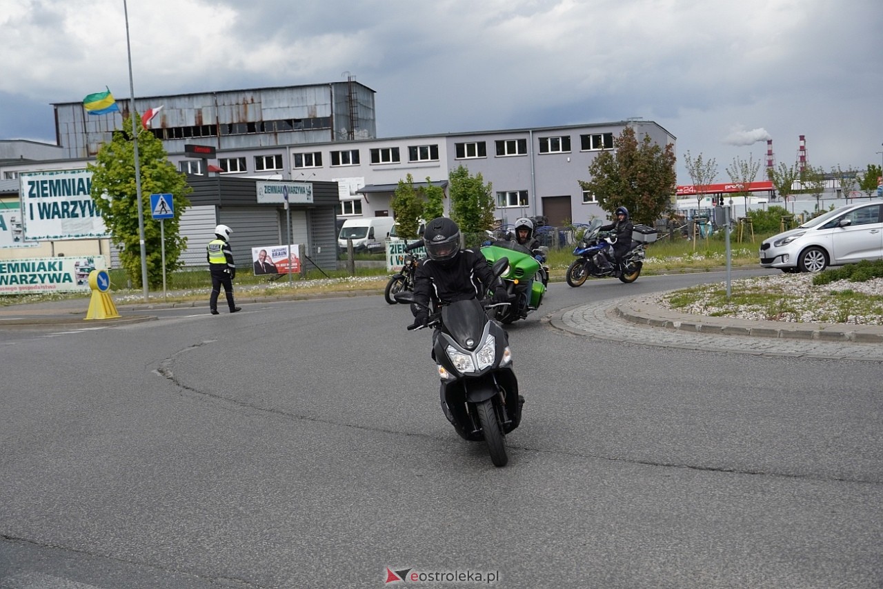 Moto Monster 2025: Parada aut i motocykli ulicami Ostrołęki [11.05.2025] - zdjęcie #2 - eOstroleka.pl