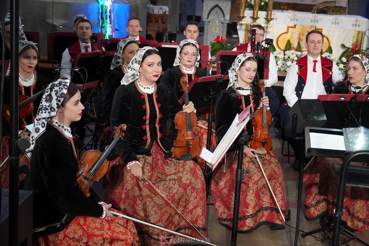 Zespół Pieśni i Tańca Mazowsze w Baranowie [11.05.2025] - zdjęcie #52 - eOstroleka.pl