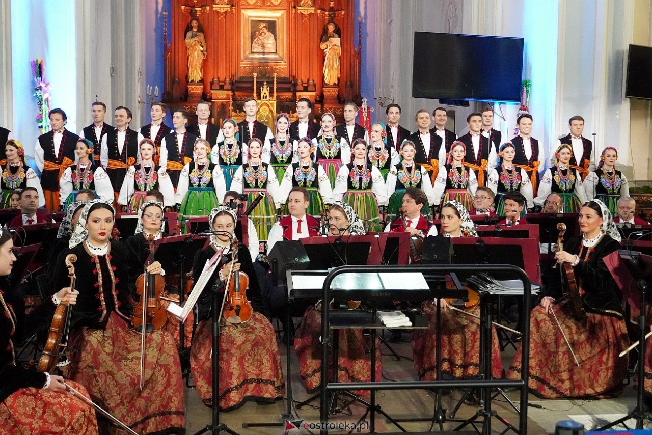 Zespół Pieśni i Tańca Mazowsze w Baranowie [11.05.2025] - zdjęcie #22 - eOstroleka.pl