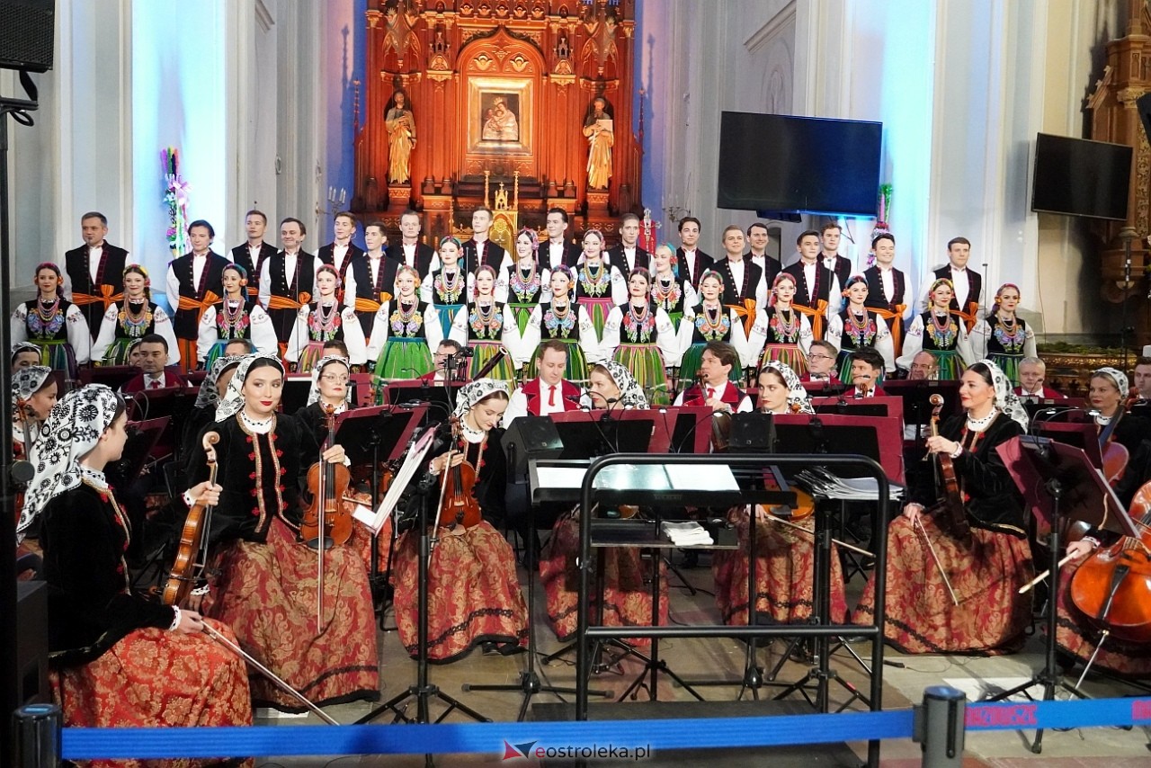 Zespół Pieśni i Tańca Mazowsze w Baranowie [11.05.2025] - zdjęcie #20 - eOstroleka.pl