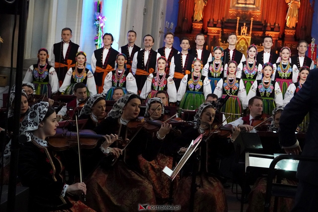 Zespół Pieśni i Tańca Mazowsze w Baranowie [11.05.2025] - zdjęcie #12 - eOstroleka.pl