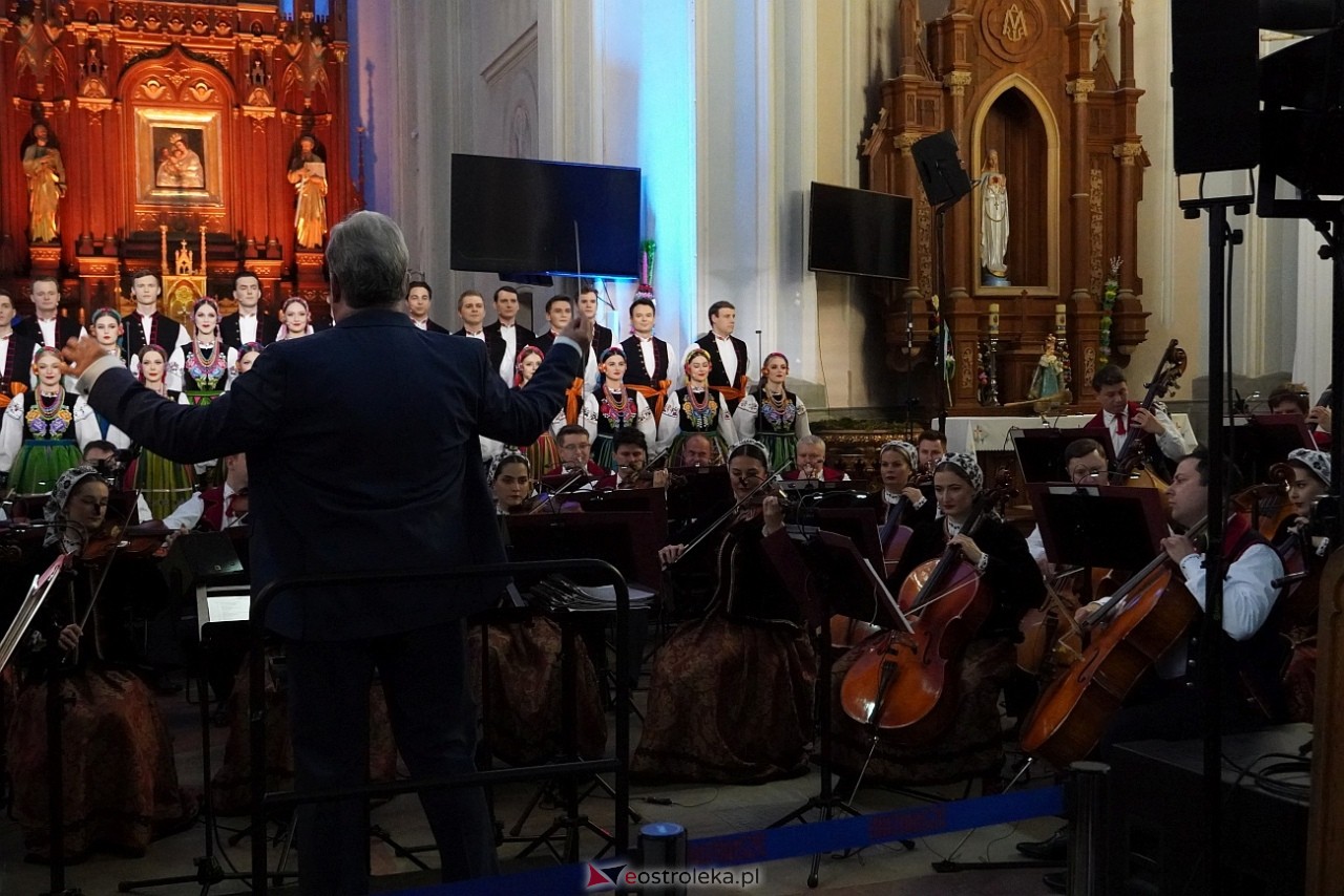 Zespół Pieśni i Tańca Mazowsze w Baranowie [11.05.2025] - zdjęcie #8 - eOstroleka.pl