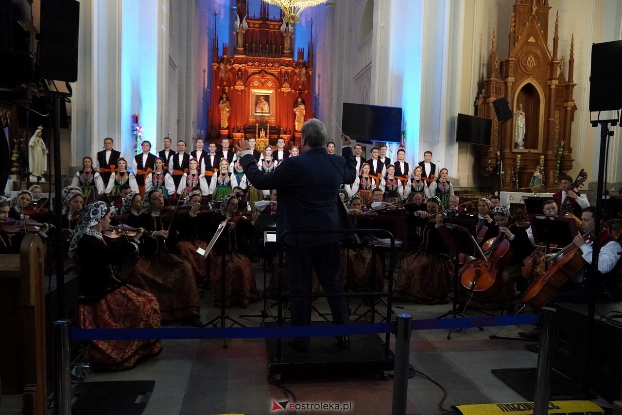 Zespół Pieśni i Tańca Mazowsze w Baranowie [11.05.2025] - zdjęcie #6 - eOstroleka.pl