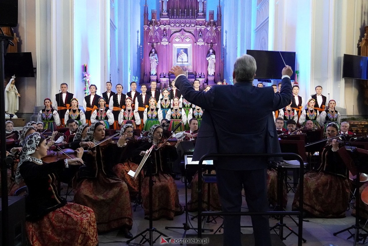 Zespół Pieśni i Tańca Mazowsze w Baranowie [11.05.2025] - zdjęcie #2 - eOstroleka.pl