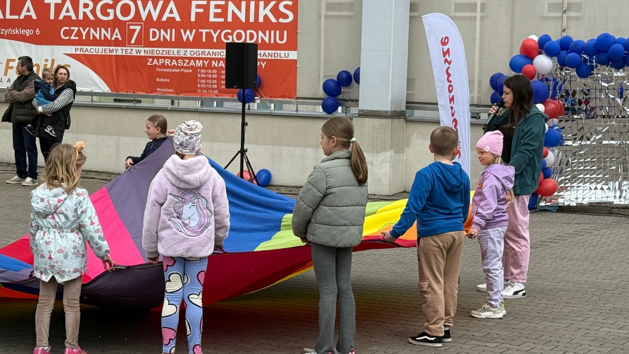 Rodzinny Piknik Europejski w Ostrołęce [11.05.2025] - zdjęcie #75 - eOstroleka.pl