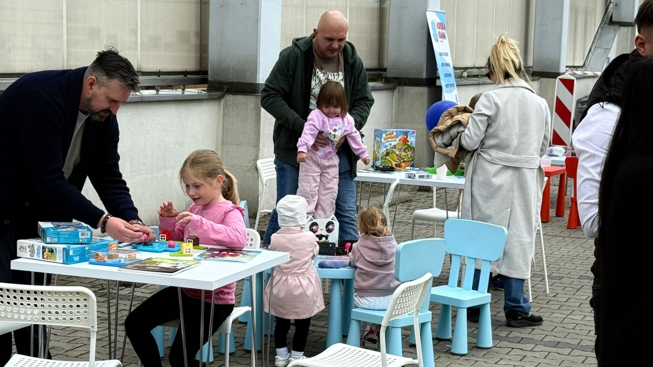 Rodzinny Piknik Europejski w Ostrołęce [11.05.2025] - zdjęcie #53 - eOstroleka.pl